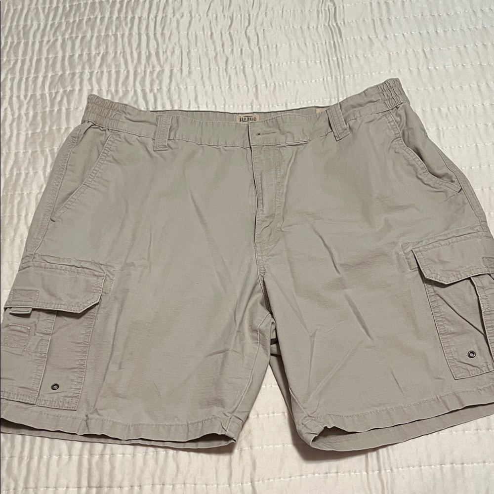 RedHead Men's Tan Cargo Shorts